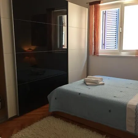 Apartment Gof