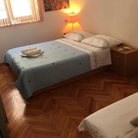 Gof Apartment