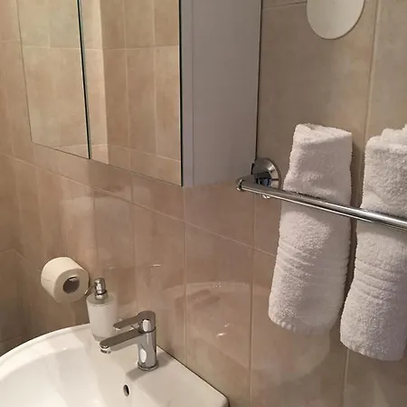 Gof Apartment *